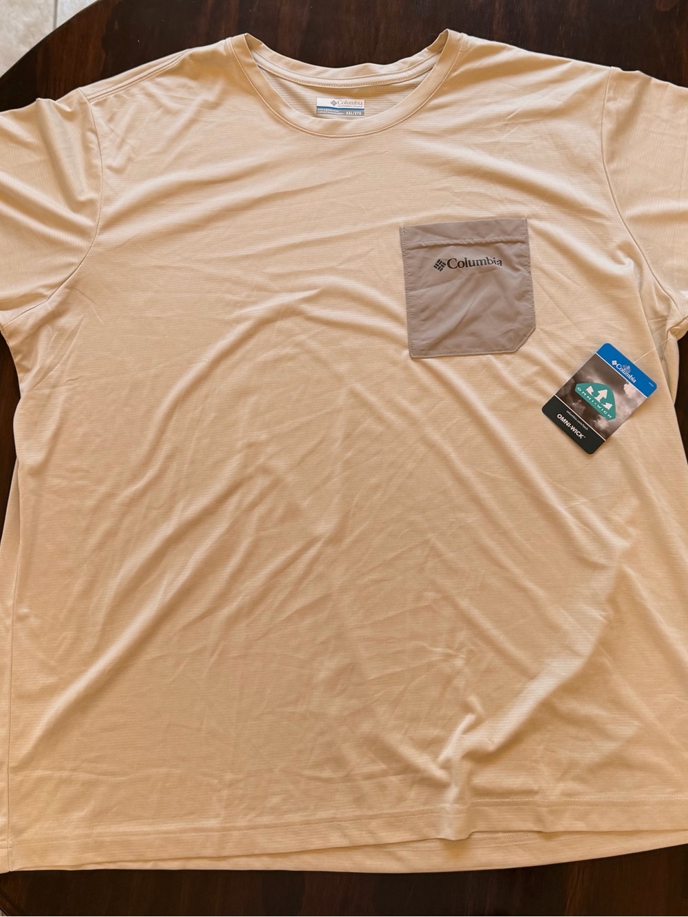 Columbia Men’s Short Sleeve Pocket Tee in Light Tan with Taupe Pocket